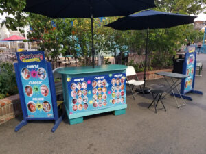 Goofyfaces.com retail set up